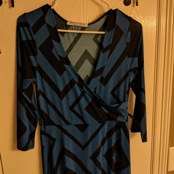 Blue w/black diamonds maxi dresd - Picture 3 of 5